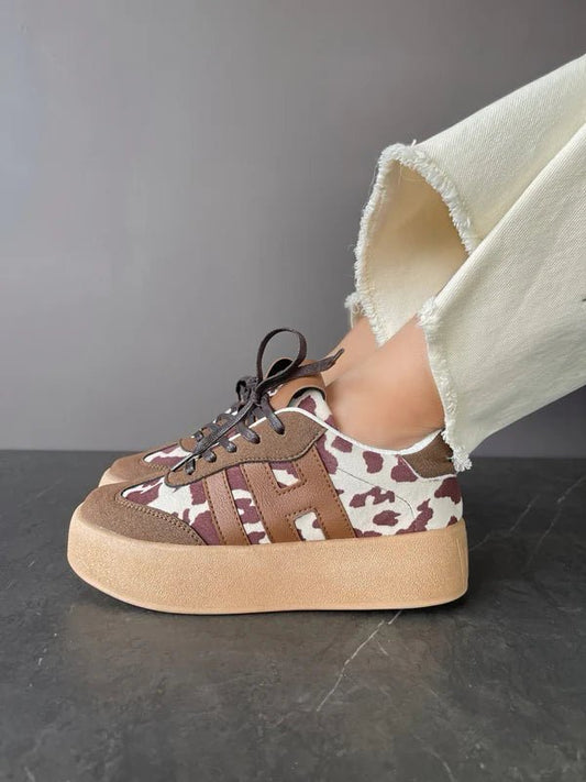 Tenis para Mujer Nevvo Cow Print Marrón| Calzado Casual Femenino - Nevvo
