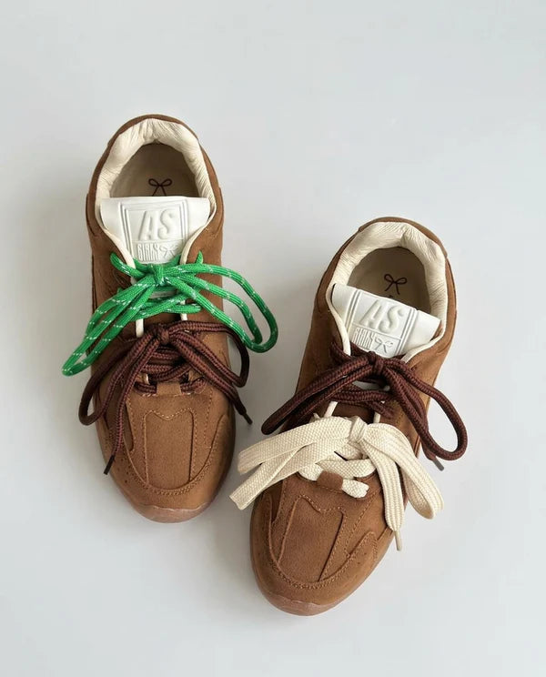 Tenis Dama Gamuzados Miel – Cordones Intercambiables
