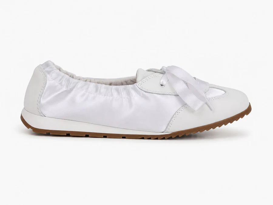 Tenis Vera Negro – Casual Comfort con Suela Ultraligera