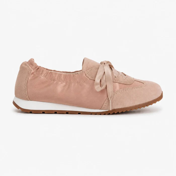 Tenis Vera Negro – Casual Comfort con Suela Ultraligera