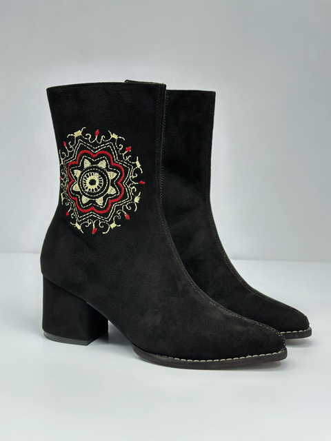 Botas Ivonny Bordada para mujer