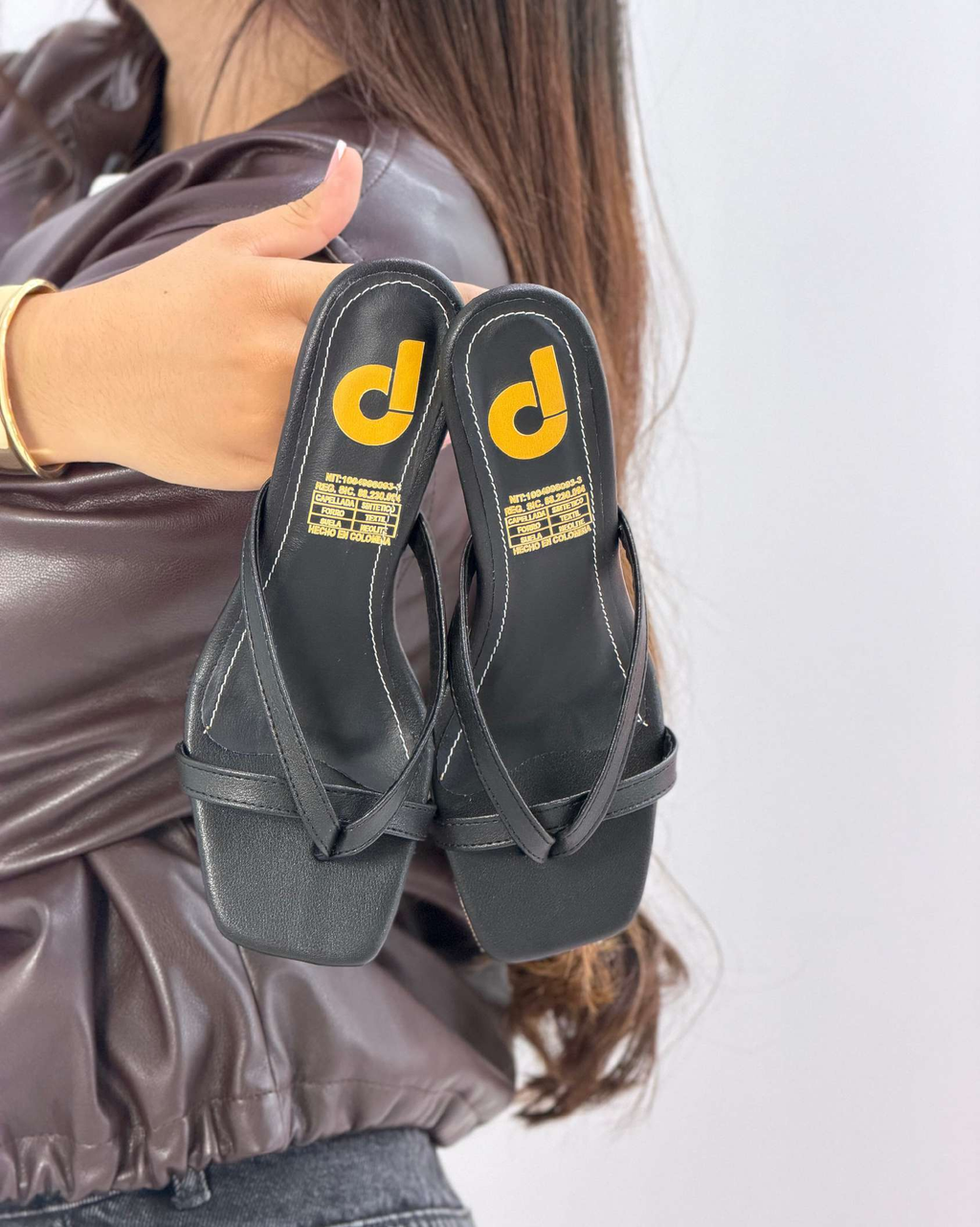 Sandalias Mujer Abril – Negro